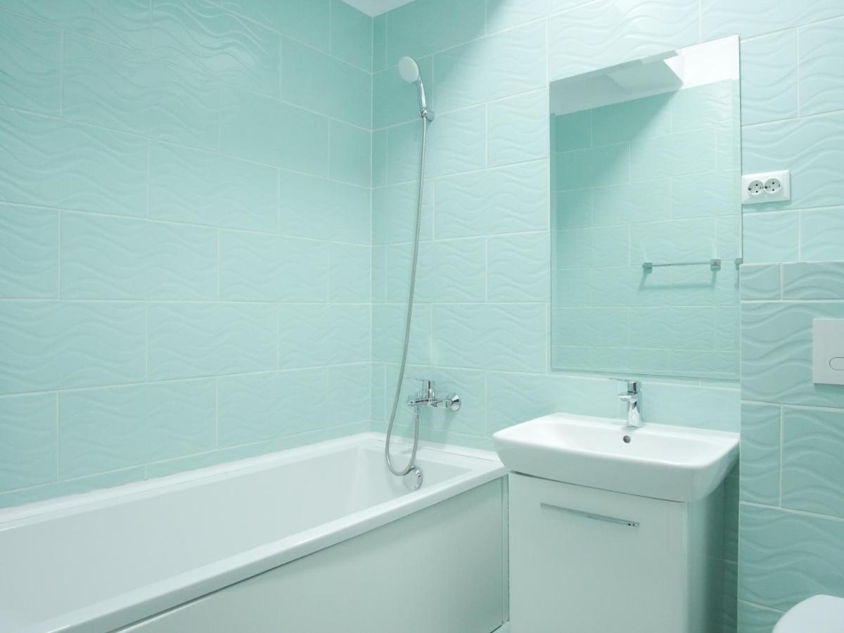 Re Dowtown Apartments - Palas Mall Studio Ясси Екстер'єр фото